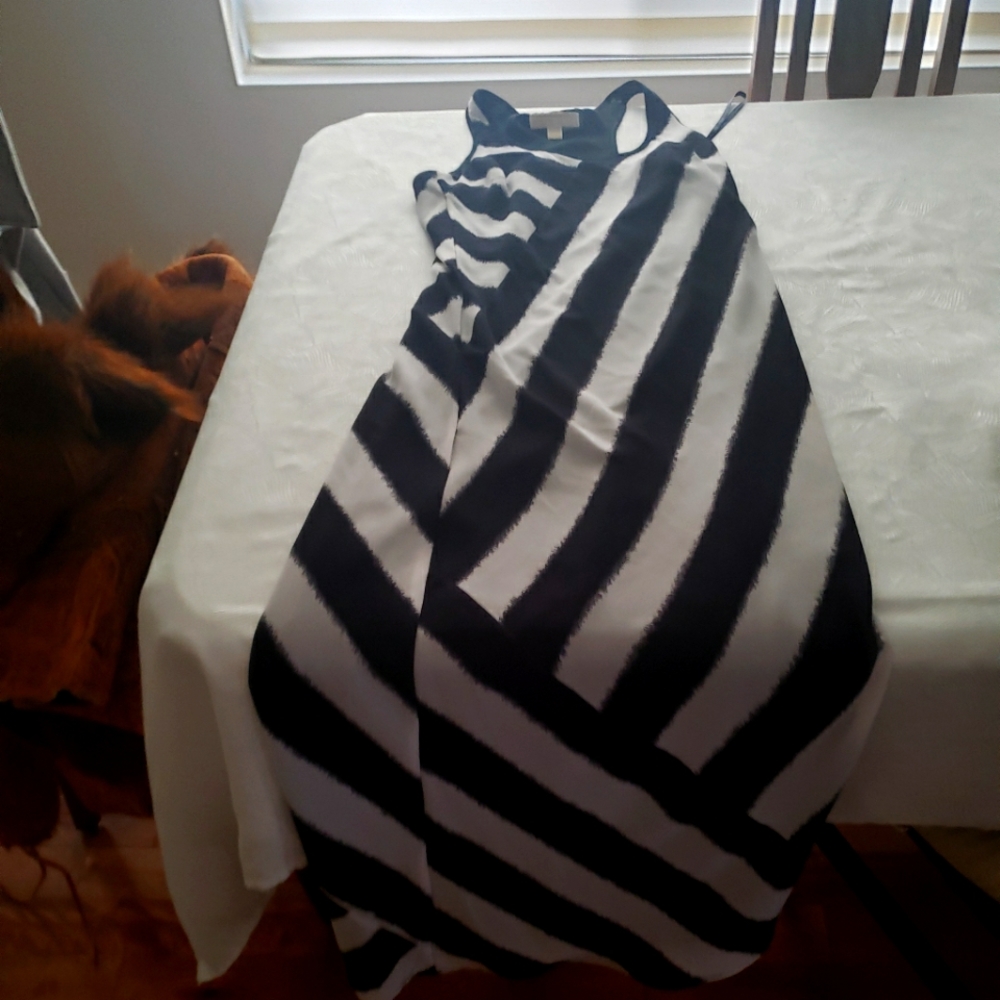 Michael kors stunning Black and white dress brand new.